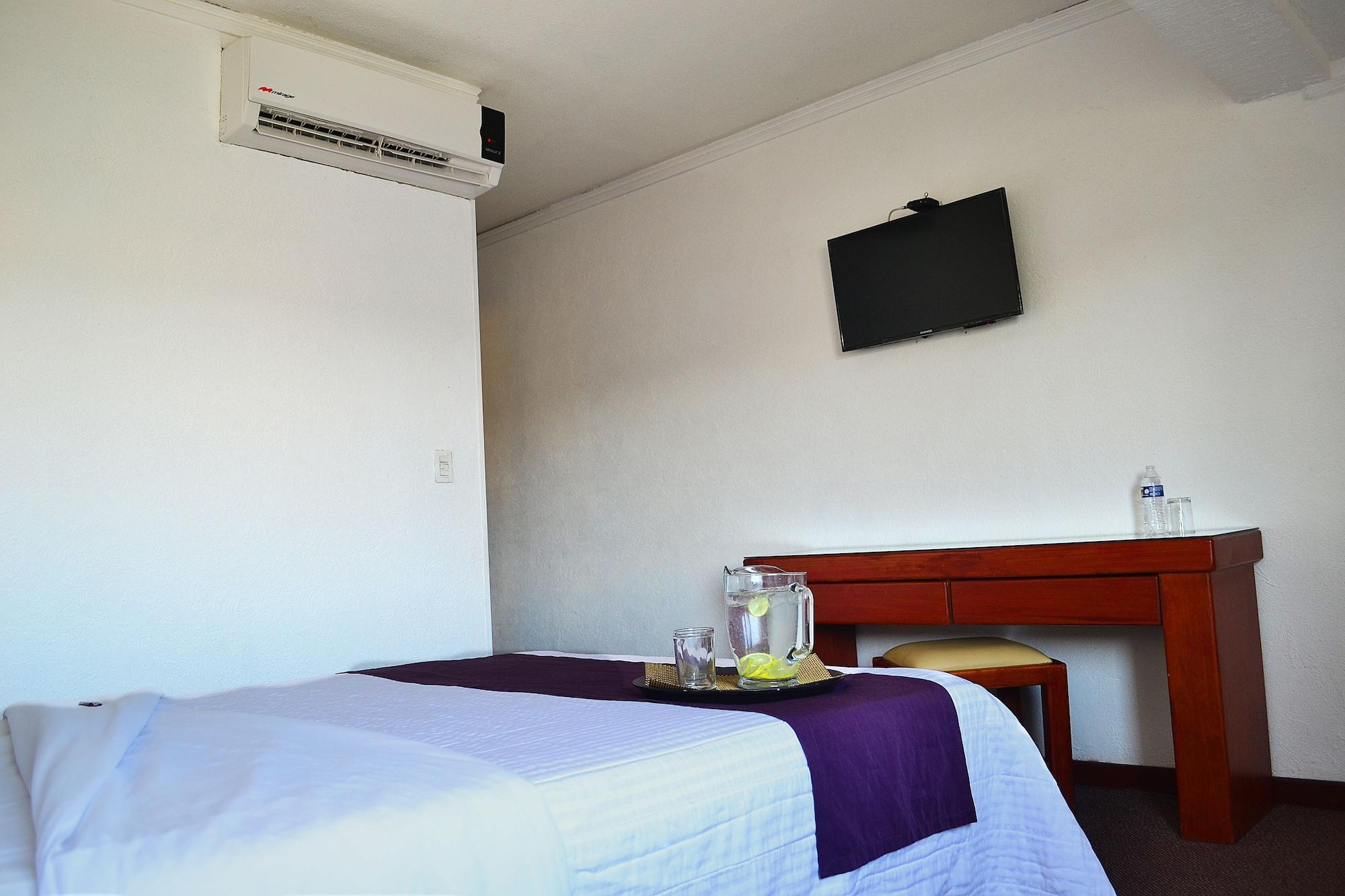 Hotel Campestre Inn León Esterno foto